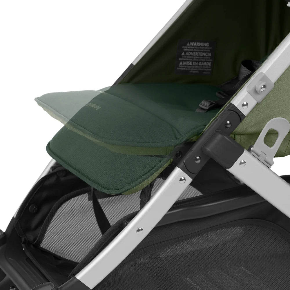 UPPAbaby Minu V2 adjustable leg rest feature in Emelia fashion