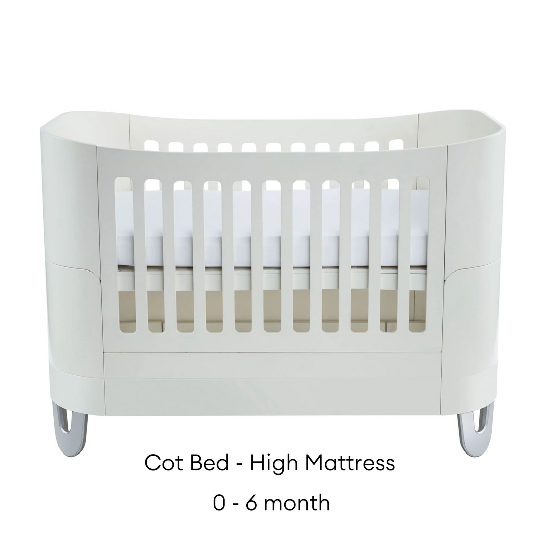 Serena Cot Bed All White high mattress 0-6 months