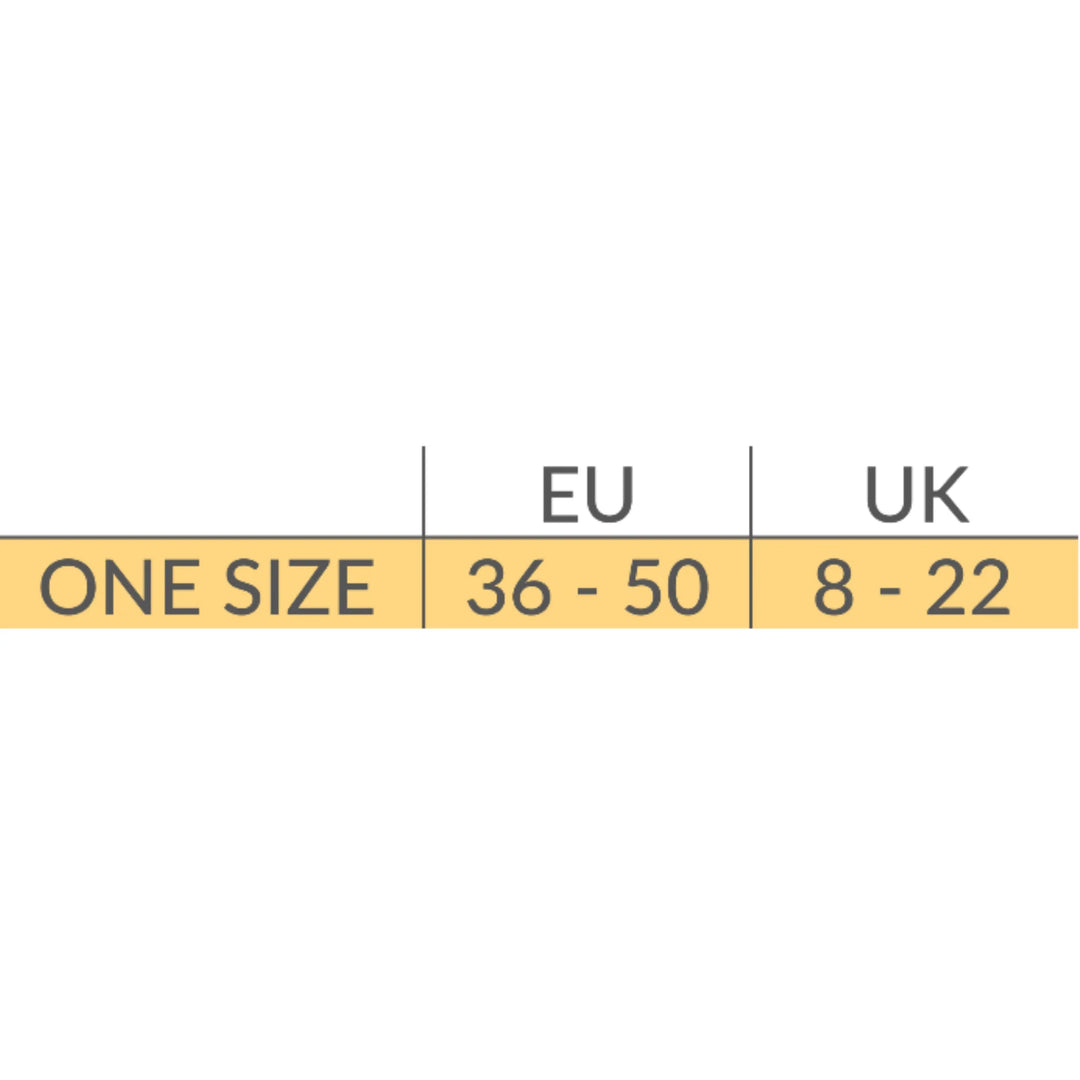 Carriwell maternity hospital pants size chart showing one-size fit, suitable for EU sizes 36–50 and UK sizes 8–22, designed to comfortably adapt throughout pregnancy, labour and postnatal recovery.