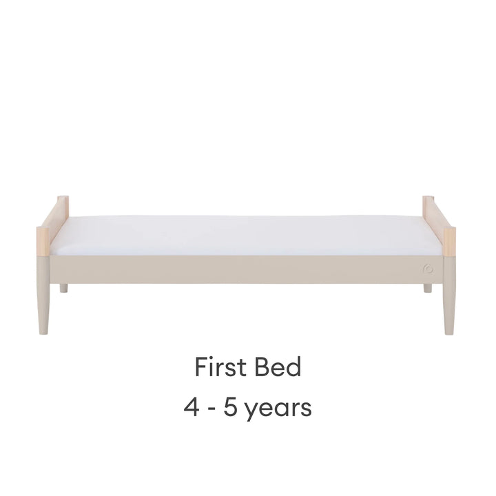 Gaia Baby Eos convertible first bed in natural wood and cashmere finish for children aged 4–5 years