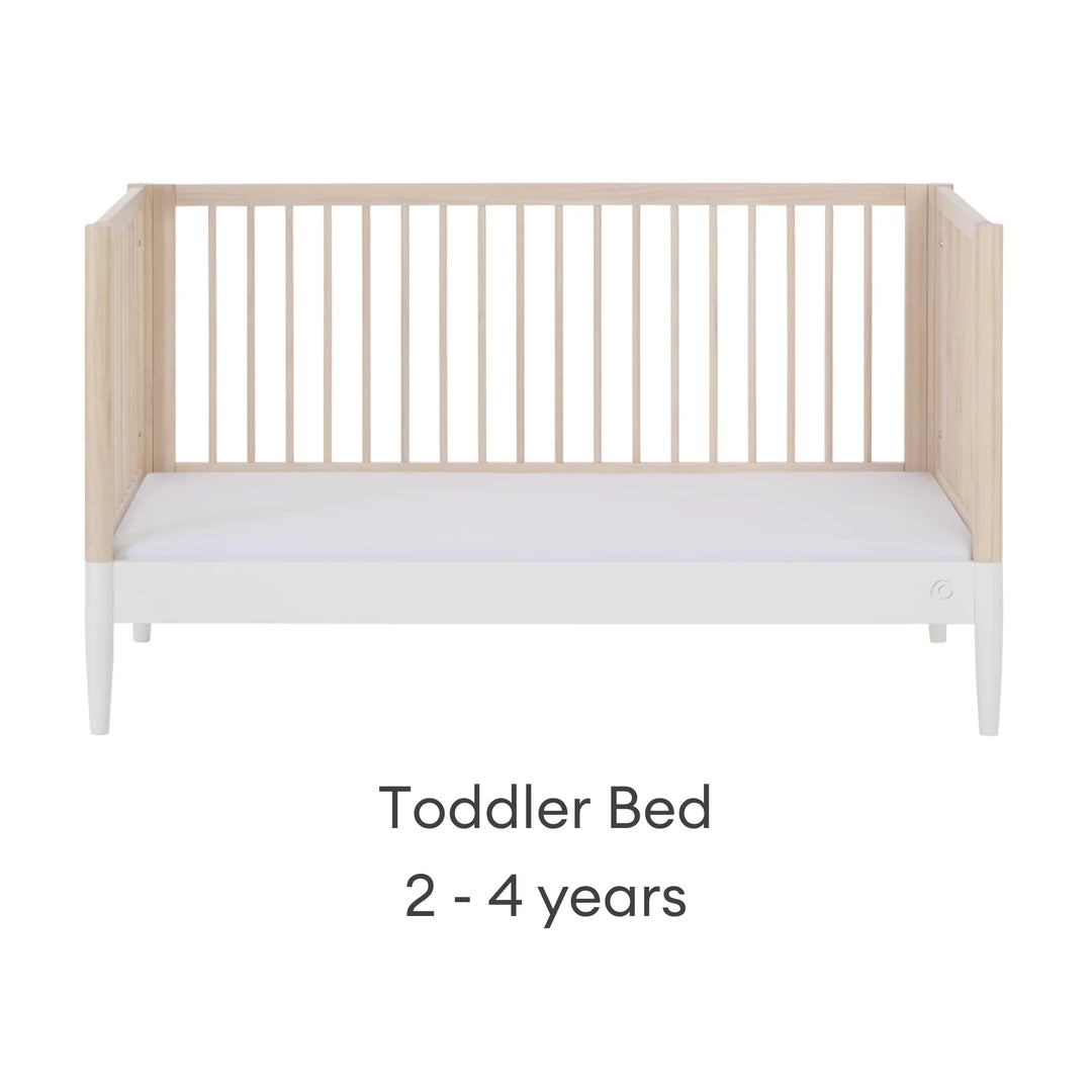 Gaia Baby Eos convertible cot in toddler bed mode for 2–4 years in natural wood and white finish