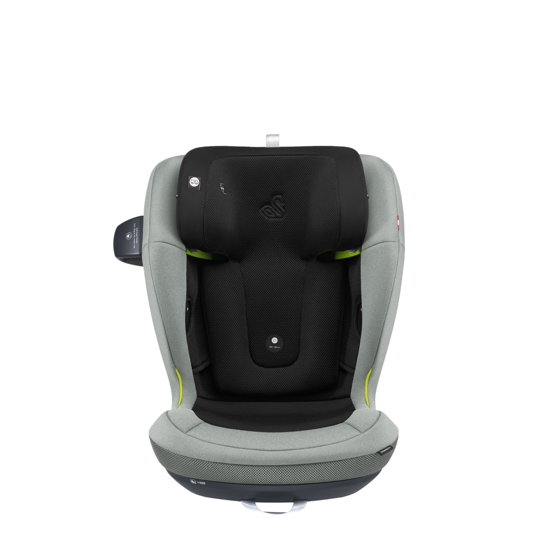 Front view of Swandoo Charlie i-Size child booster seat in Groovy Green with ergonomic safety design and padded support.