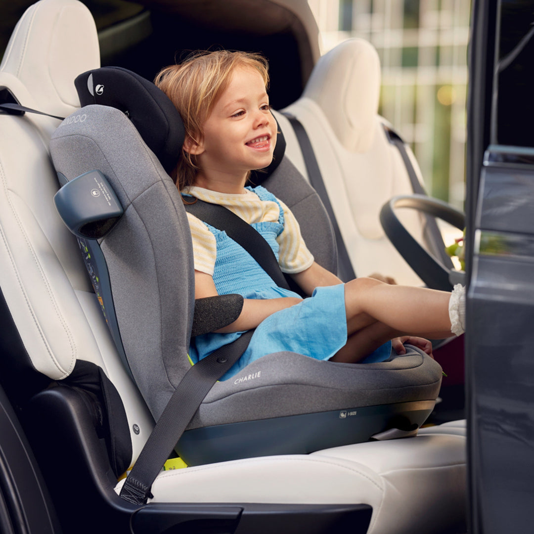 Child travelling comfortably in the Swandoo Charlie i-Size booster seat