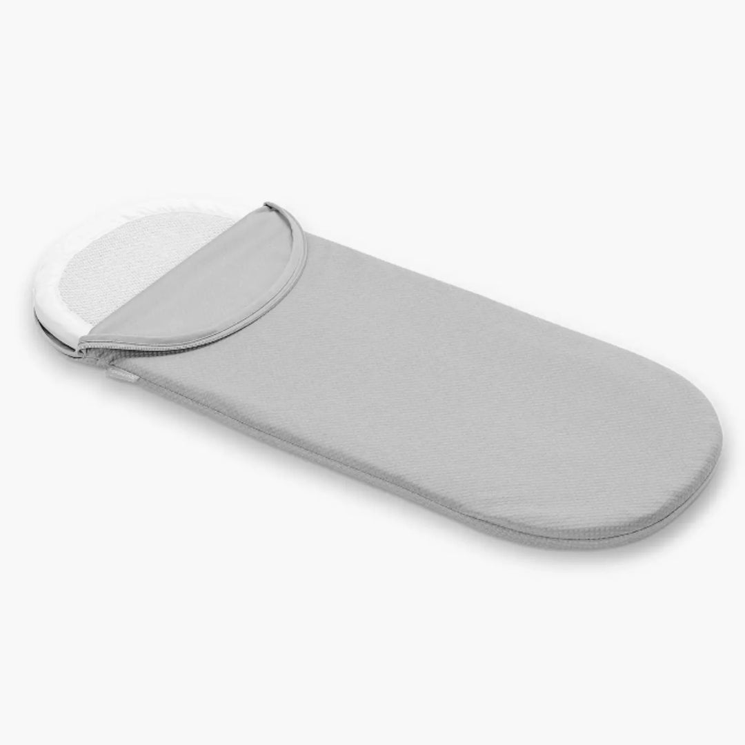 UPPAbaby Carrycot V3 grey mattress cover, opened to show breathable insert