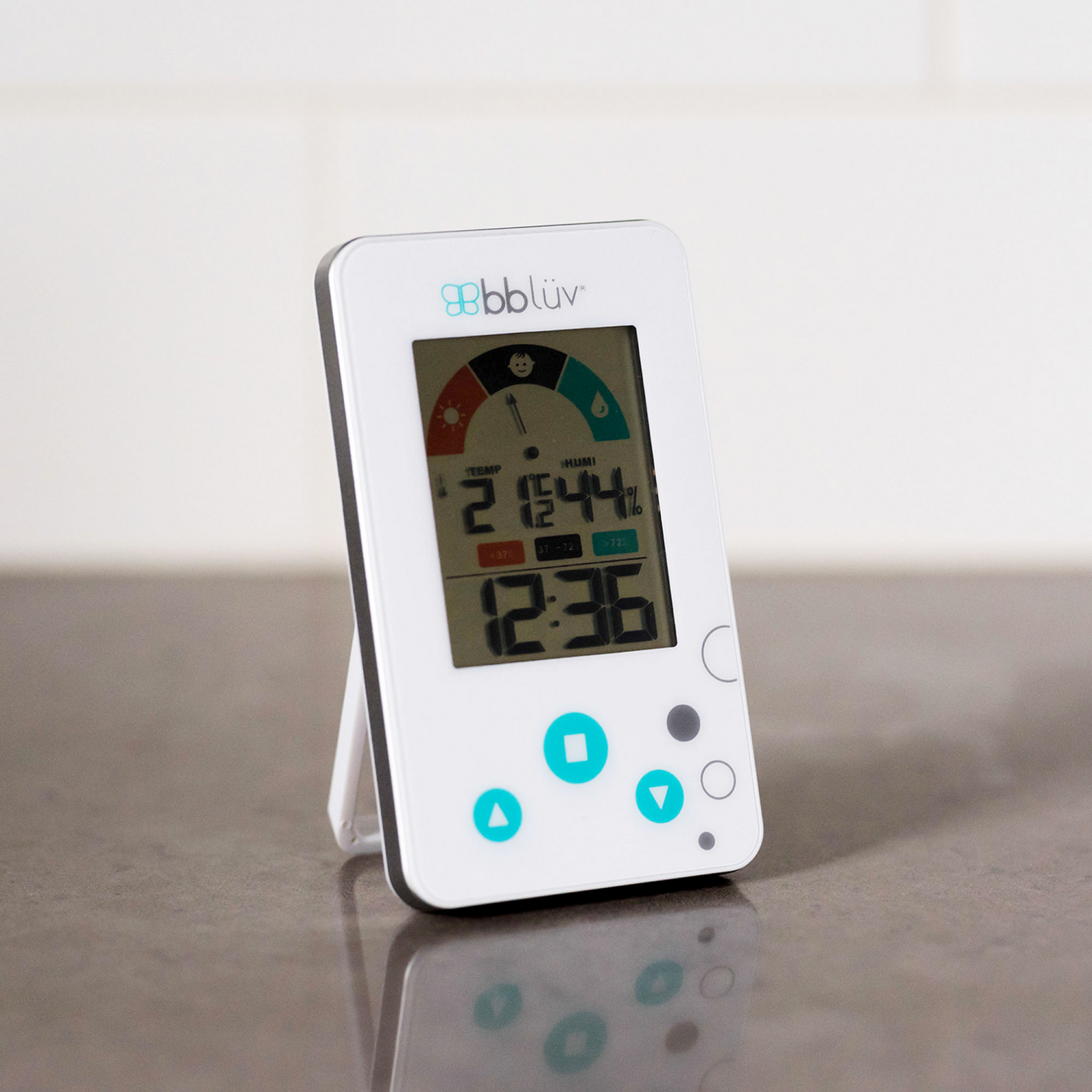 BBLuv Igro thermometer & hydrometer on the counter